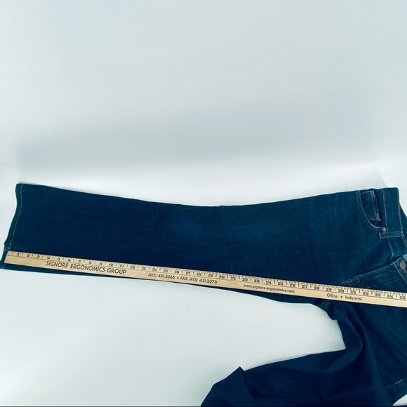 J BRAND Bailey Flared Boot Cut Med Wash Blue Jeans - Picture 12 of 16